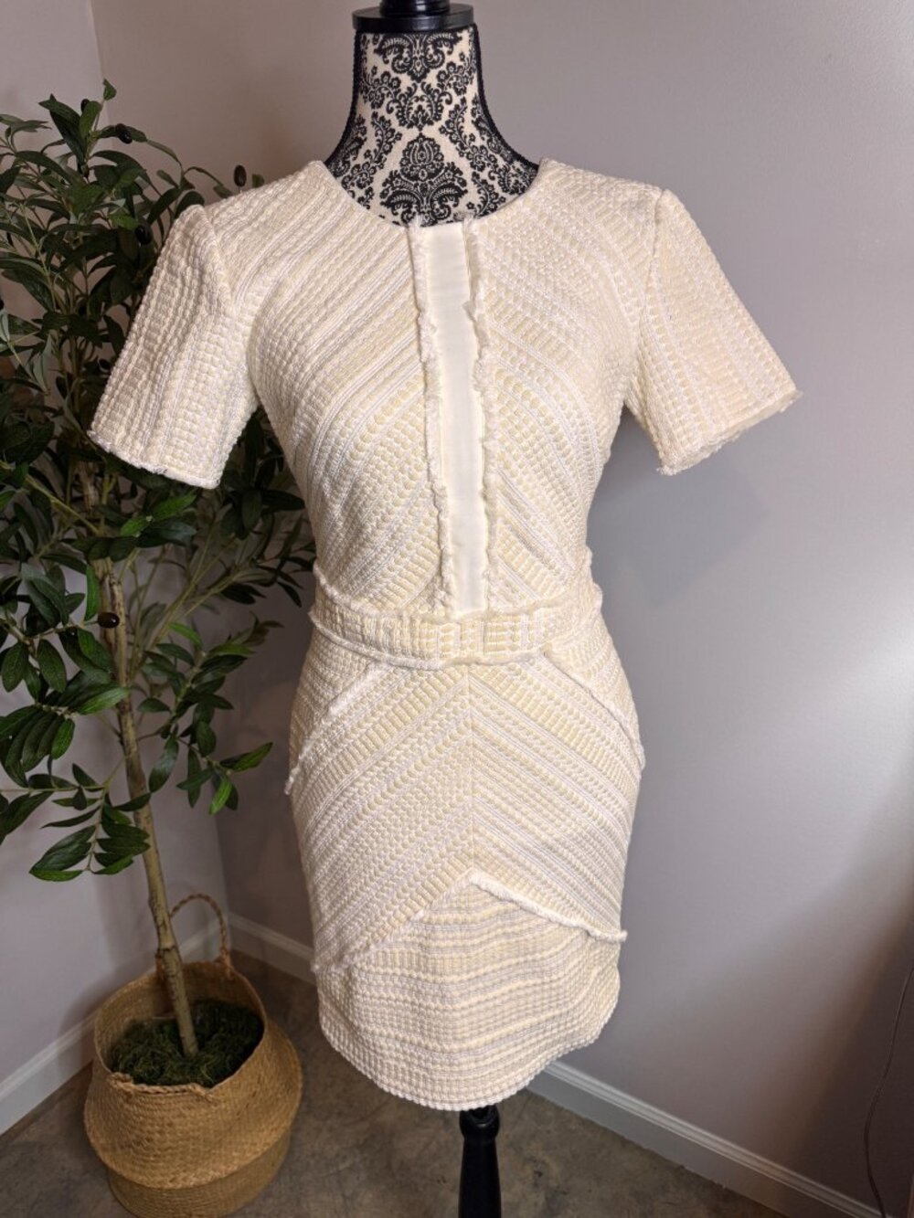 Adelyn Rae Ivory Cocktail Dress